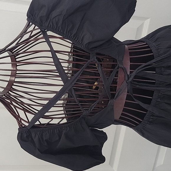 FORE Elegant Black Dress with Unique Strappy Design Size Small - Picture 6 of 10